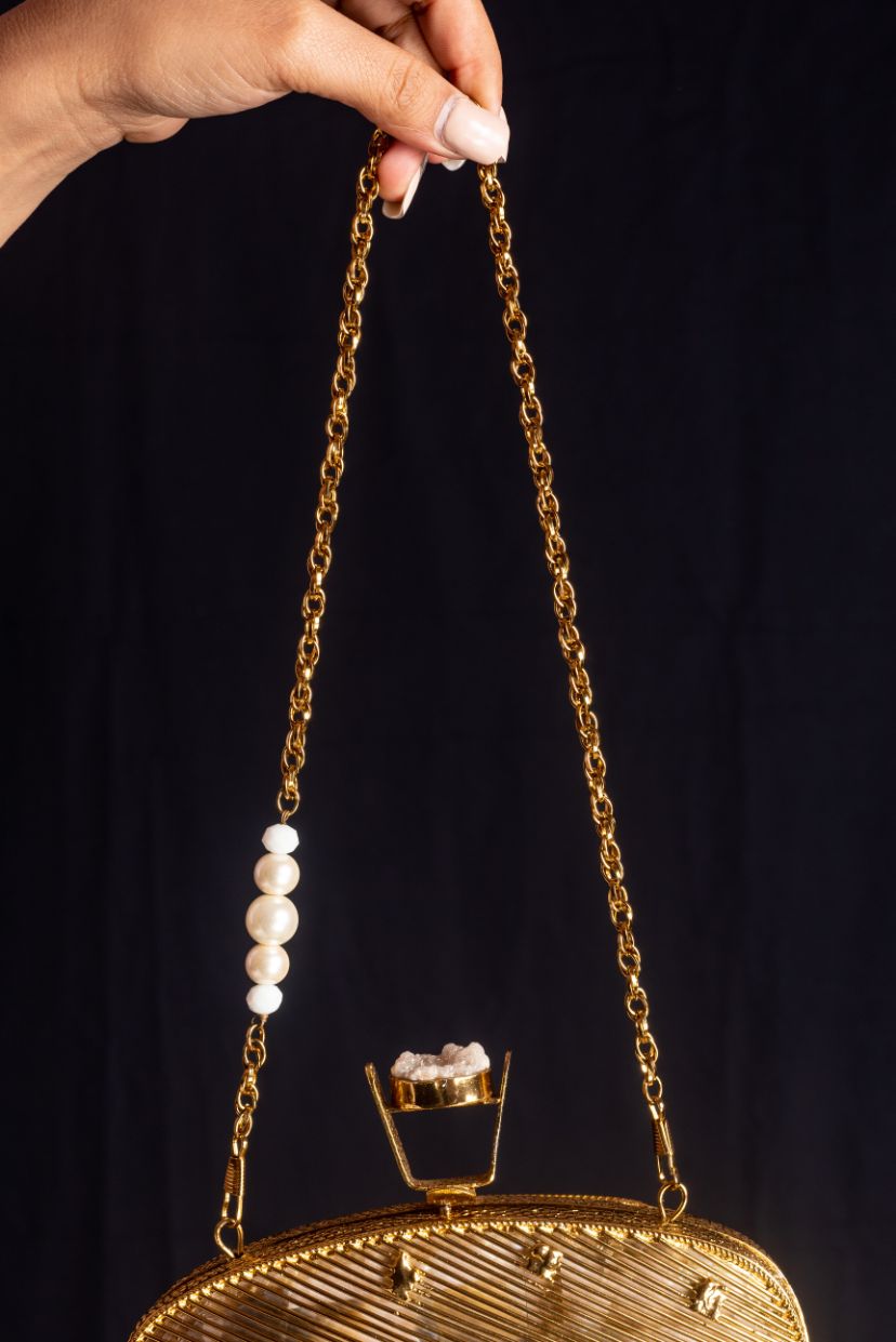 Metal Gold Stone Chip Bag(Handicraft handbag), Size: Variable at Rs  650/piece in Delhi